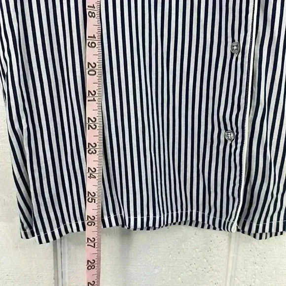 Splendid Women’s Blue & White Striped Short Sleeve Pajama Style Top Size L NWT - Picture 9 of 9
